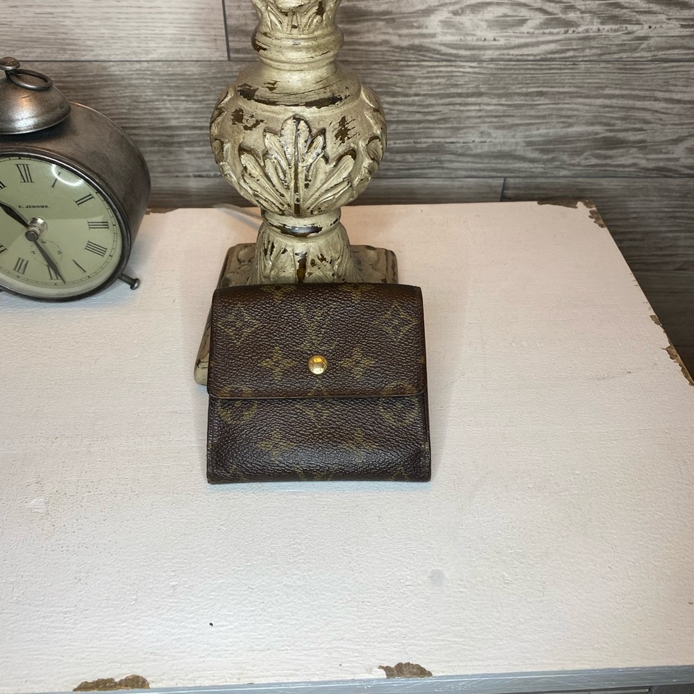 ❗️SOLD❗️Louis Vuitton Wallet